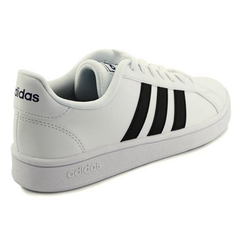 zapatos adidas blancos para hombre.